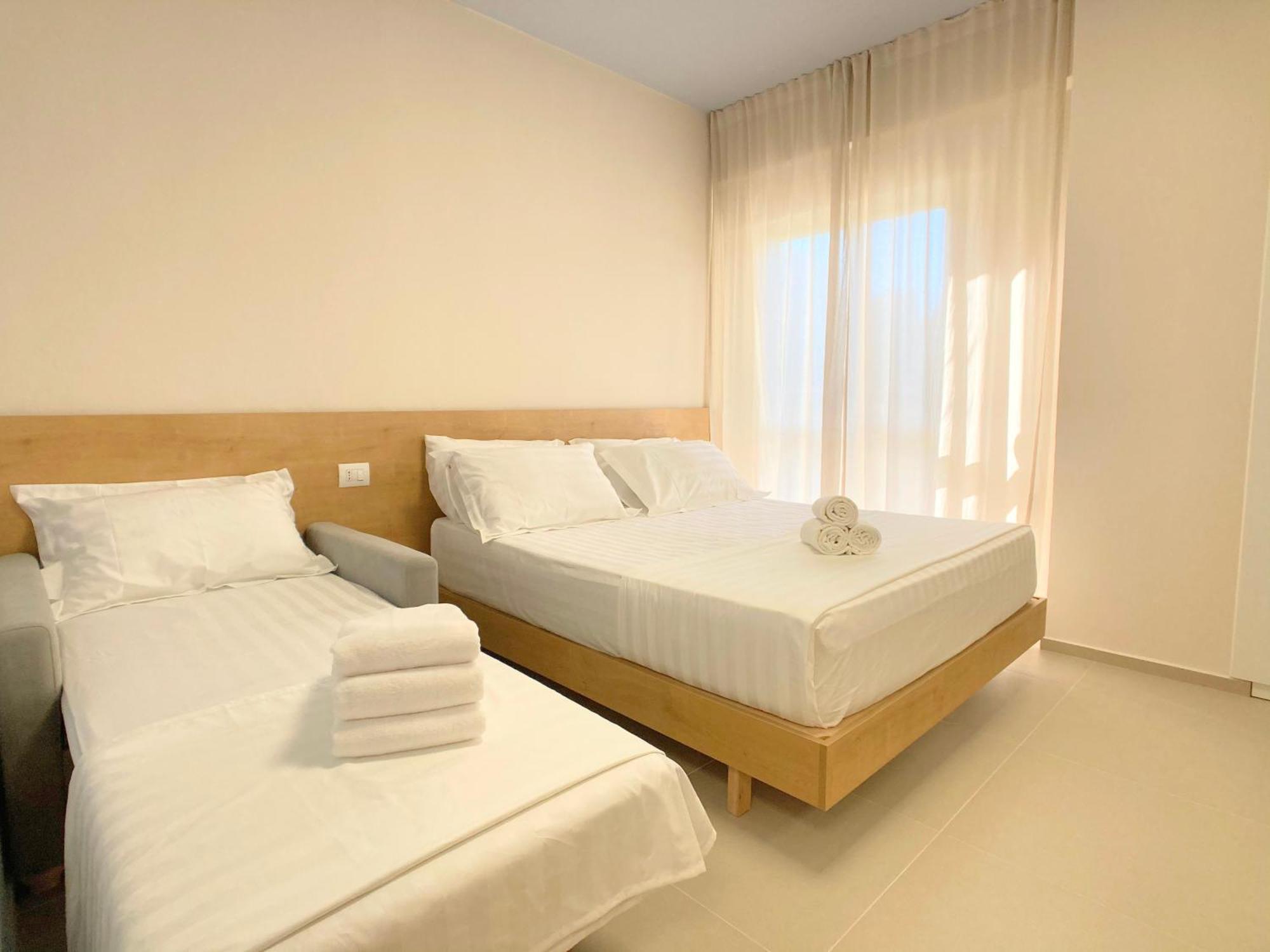 Summer Edition - Home By The Sea 1 - Res Golem (Tirana) Værelse billede